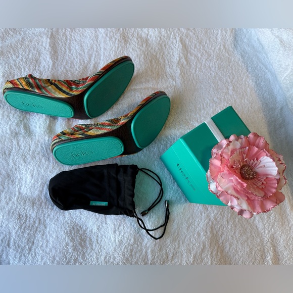 Tieks Women's “Sunset Stripe” ballet flat - Picture 3 of 6